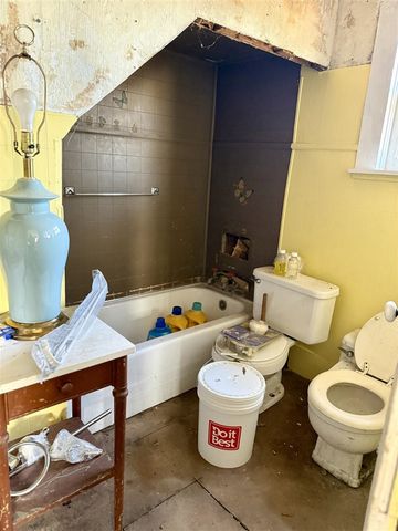 6812 3rd Choice Street, Chase, MI 49623