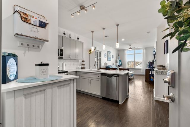 1638 54th Ave N Apt 230, Nashville, TN 37209