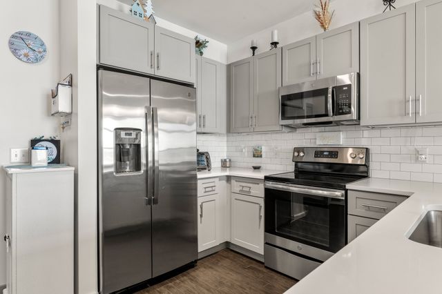 1638 54th Ave N Apt 230, Nashville, TN 37209