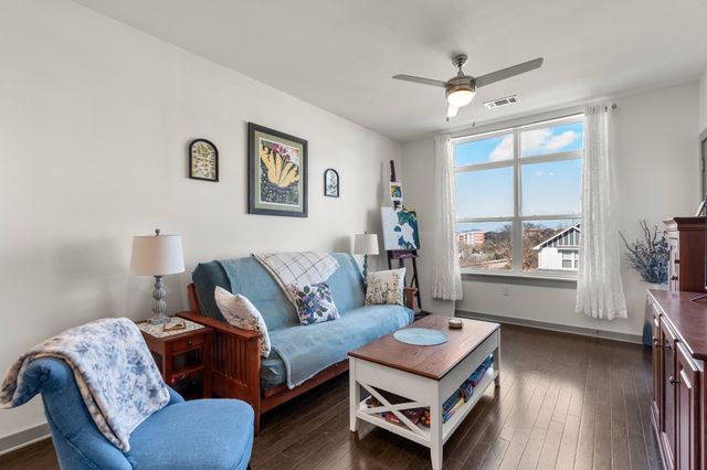 1638 54th Ave N Apt 230, Nashville, TN 37209