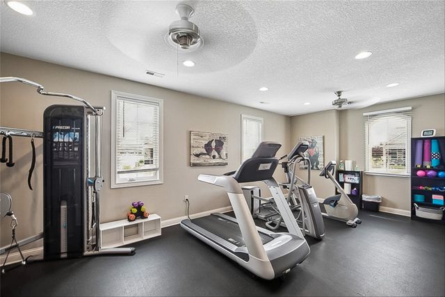 3813 NW Linwood Lane, Ankeny, IA 50023