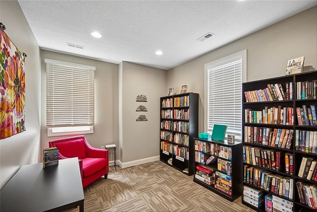 3813 NW Linwood Lane, Ankeny, IA 50023