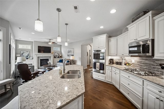 3813 NW Linwood Lane, Ankeny, IA 50023