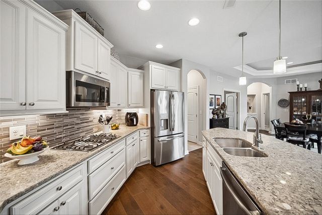 3813 NW Linwood Lane, Ankeny, IA 50023