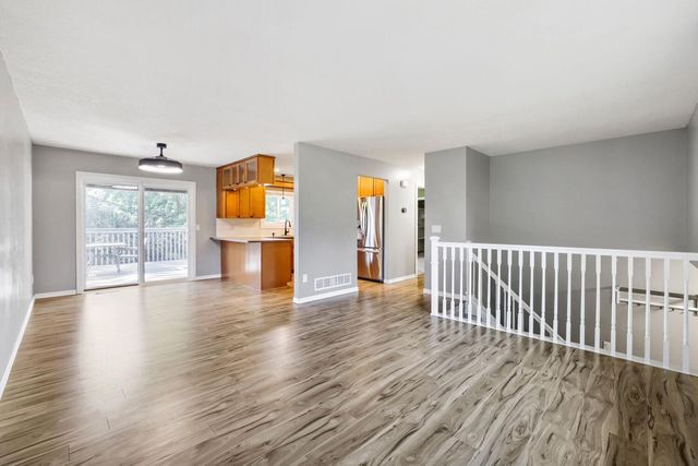 6208 114th Avenue N, Champlin, MN 55316