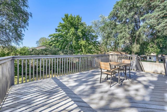 6208 114th Avenue N, Champlin, MN 55316
