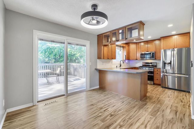 6208 114th Avenue N, Champlin, MN 55316