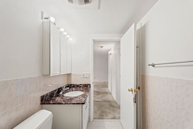 10 Williams Street 20, Watertown, MA 02472