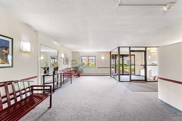 10 Williams Street 20, Watertown, MA 02472