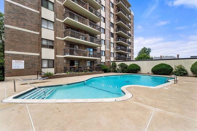 10 Williams Street 20, Watertown, MA 02472