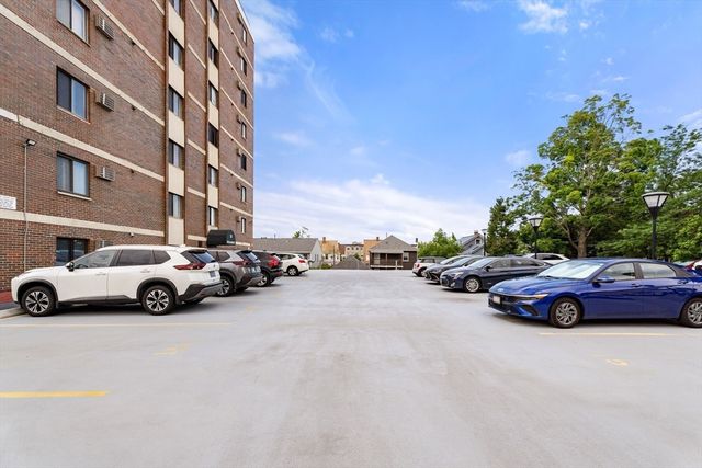10 Williams Street 20, Watertown, MA 02472