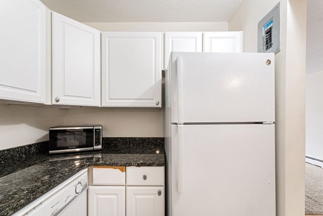 10 Williams Street 20, Watertown, MA 02472