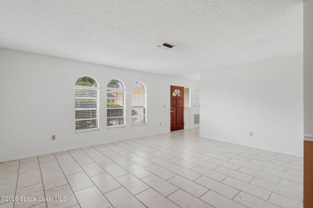 1825 Brookside Street NE, Palm Bay, FL 32907