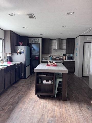 320 County Road 2282, Cleveland, TX 77327