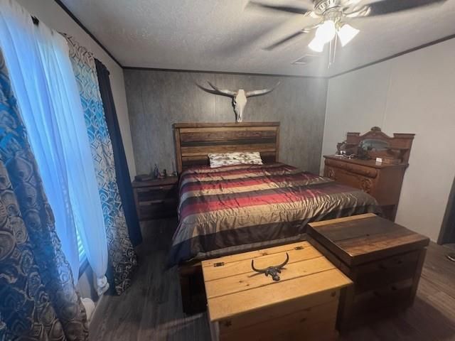 320 County Road 2282, Cleveland, TX 77327