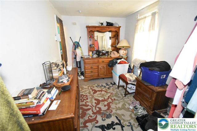 22 Raspberry Street, Easton, PA 18042