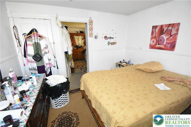 22 Raspberry Street, Easton, PA 18042