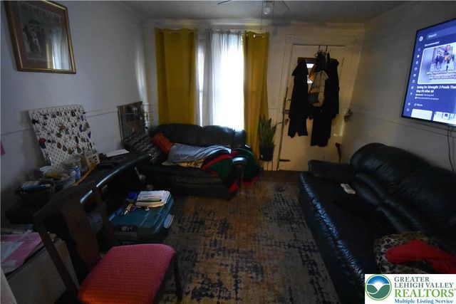 22 Raspberry Street, Easton, PA 18042