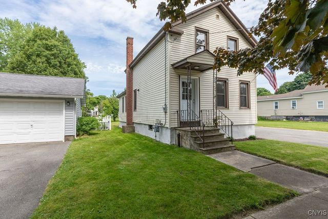81 East 10th Street, Oswego, NY 13126