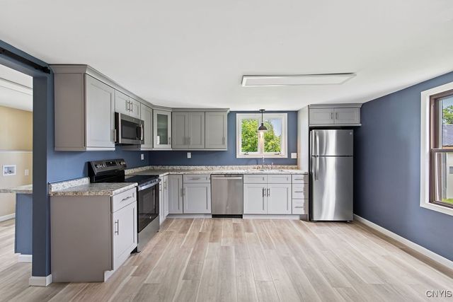 81 East 10th Street, Oswego, NY 13126
