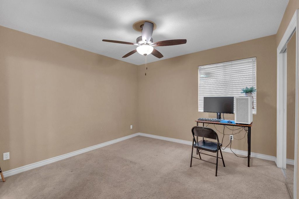 Image 14 of property listing at 3739 W Bullard Avenue # 221, Fresno, CA 93711