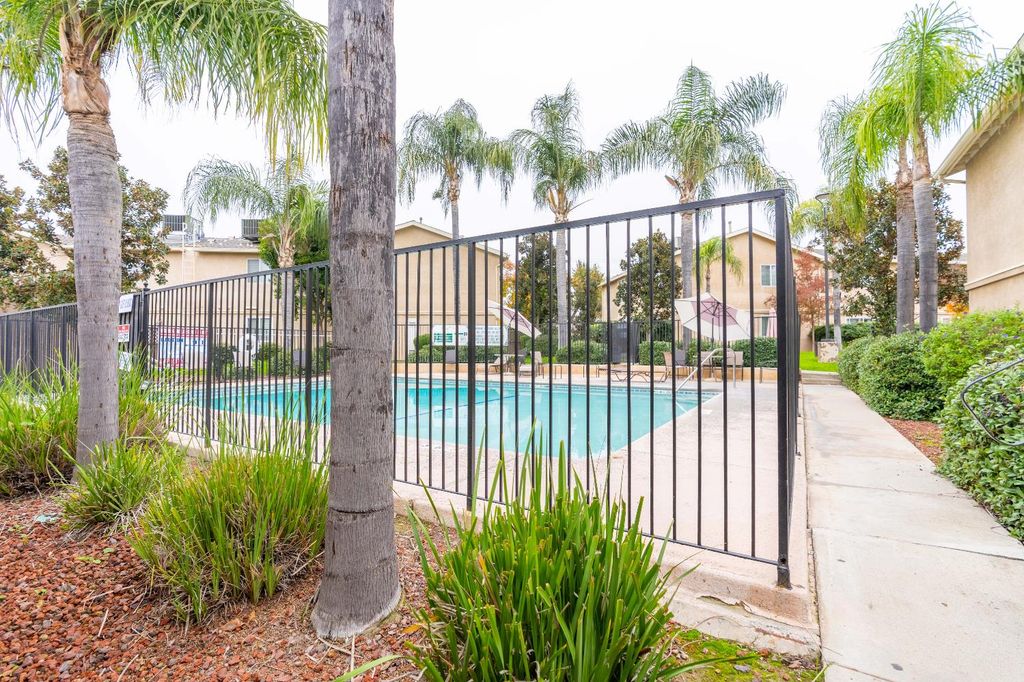 Image 15 of property listing at 3739 W Bullard Avenue # 221, Fresno, CA 93711