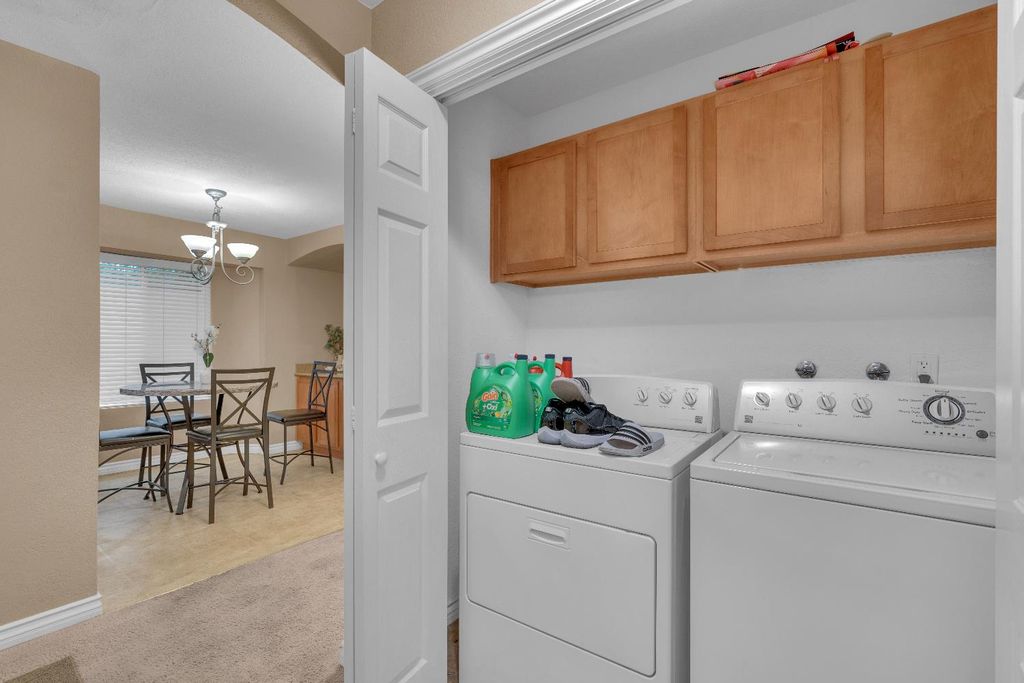 Image 8 of property listing at 3739 W Bullard Avenue # 221, Fresno, CA 93711