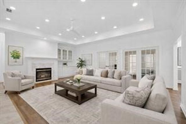 1405 Briar Drive, Bedford, TX 76022