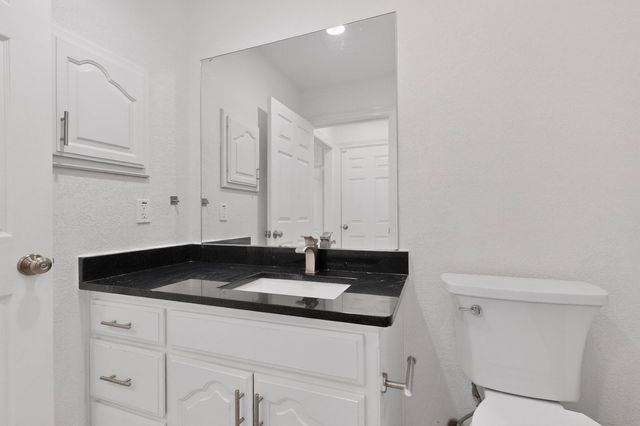 1405 Briar Drive, Bedford, TX 76022