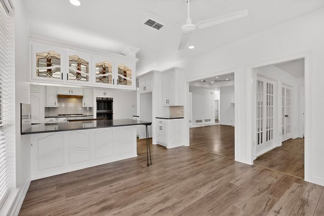 1405 Briar Drive, Bedford, TX 76022