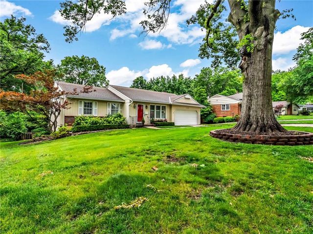 409 East 108th Terrace 108 Terrace, Kansas City, MO 64131