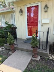 409 East 108th Terrace 108 Terrace, Kansas City, MO 64131
