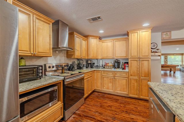 18853 TRACER DRIVE, Lutz, FL 33549