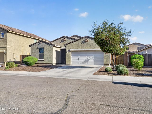 202 E SANTORI Drive, San Tan Valley, AZ 85140