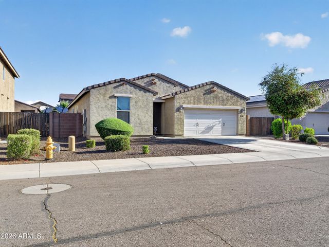 202 E SANTORI Drive, San Tan Valley, AZ 85140