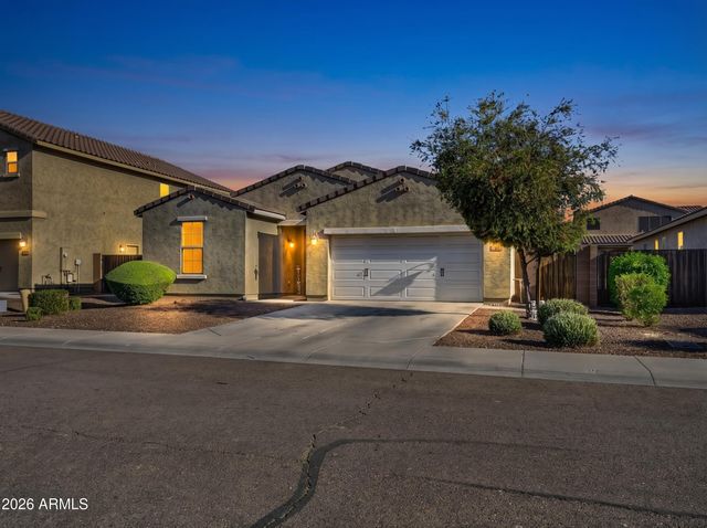 202 E SANTORI Drive, San Tan Valley, AZ 85140