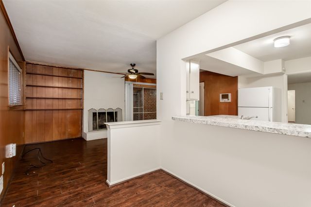 7544 Brentcove Circle, Dallas, TX 75214