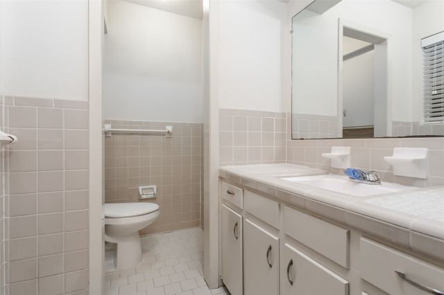 7544 Brentcove Circle, Dallas, TX 75214