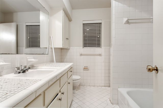 7544 Brentcove Circle, Dallas, TX 75214