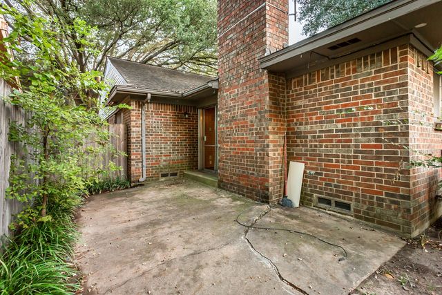 7544 Brentcove Circle, Dallas, TX 75214