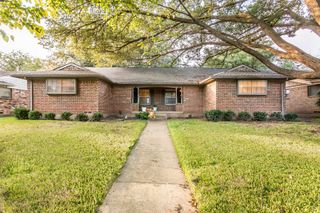 7544 Brentcove Circle, Dallas, TX 75214