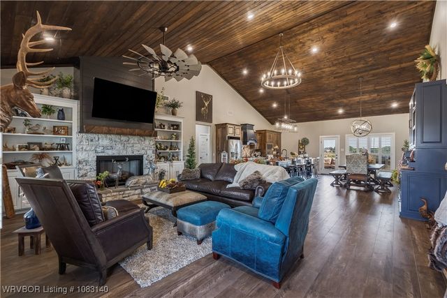 2215 Deepwood Drive, Alma, AR 71921