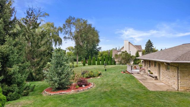 W220N5459 Town Line ROAD, Sussex, WI 53089