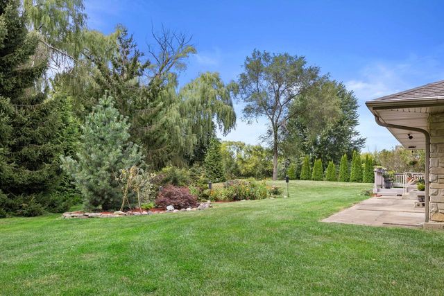 W220N5459 Town Line ROAD, Sussex, WI 53089