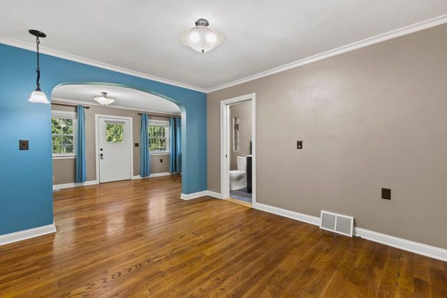 W220N5459 Town Line ROAD, Sussex, WI 53089