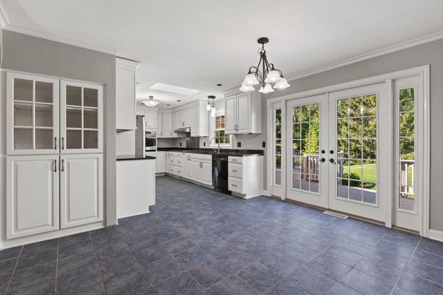 W220N5459 Town Line ROAD, Sussex, WI 53089