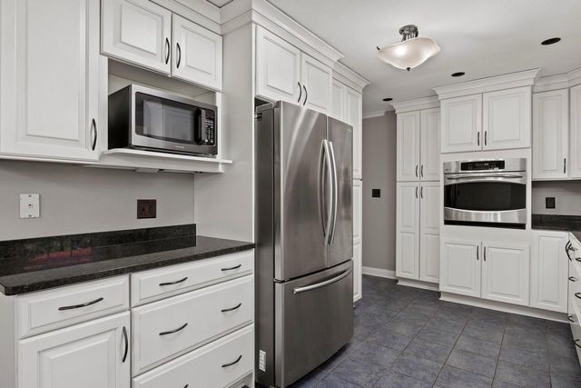 W220N5459 Town Line ROAD, Sussex, WI 53089