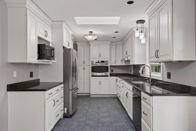 W220N5459 Town Line ROAD, Sussex, WI 53089