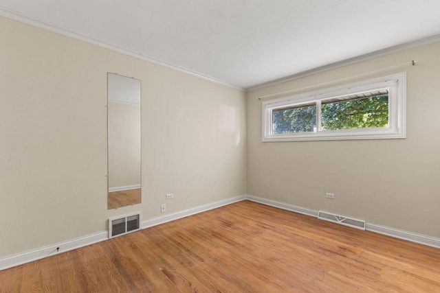 W220N5459 Town Line ROAD, Sussex, WI 53089