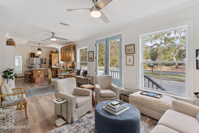 1076 Blue N Hall Road, Darien, GA 31305